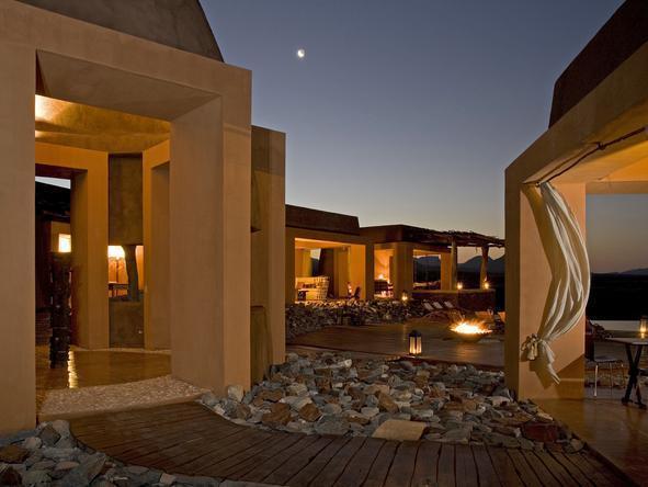 Okahirongo Elephant Lodge - Lodge 